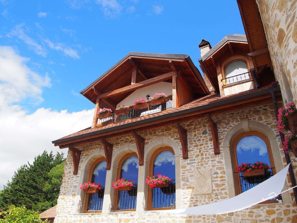 Les Lumieres De Geneve Bed and Breakfast Grilly Exteriör bild