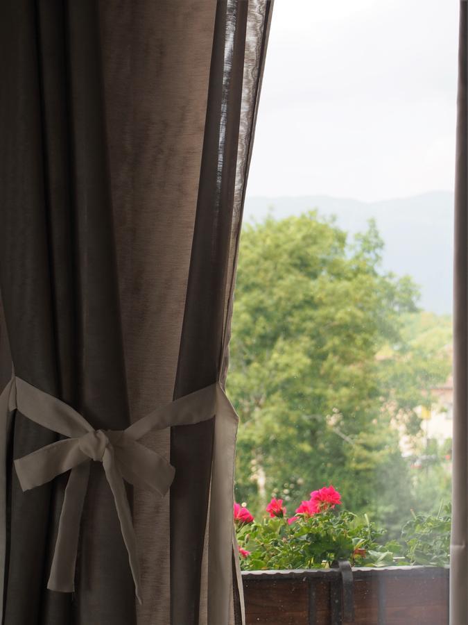 Les Lumieres De Geneve Bed and Breakfast Grilly Exteriör bild