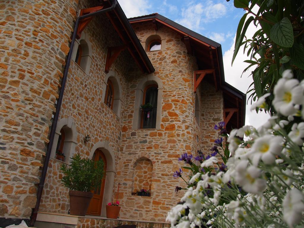Les Lumieres De Geneve Bed and Breakfast Grilly Exteriör bild